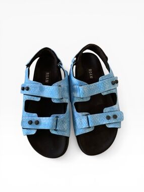 Roam Snake Embossed Touch Strap Sandals Blue Sz 10/40